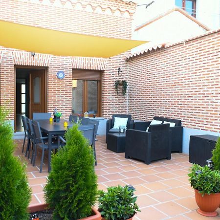 Casa Rural La Real Herreria Madrigal de las Altas Torres Eksteriør billede